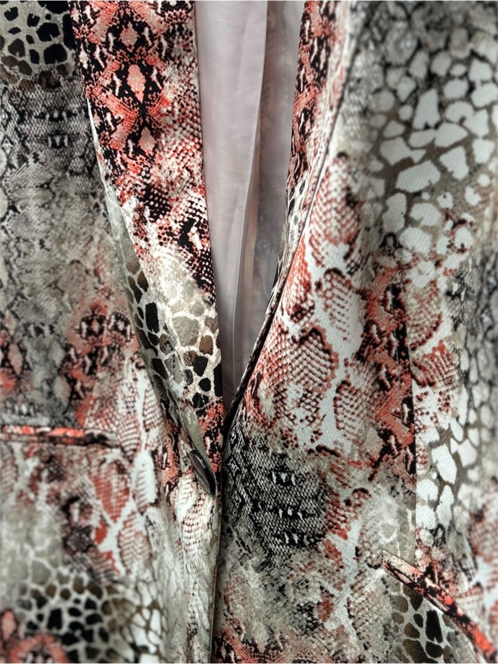 Kasper Pink and Beige Snake-Print Blazer - Picture 3 of 6